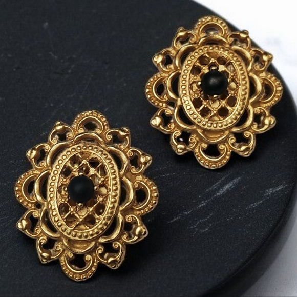 DONNA KARAN DKNY Vintage Lattice French Shield Clip-on Earrings - Picture 3 of 6